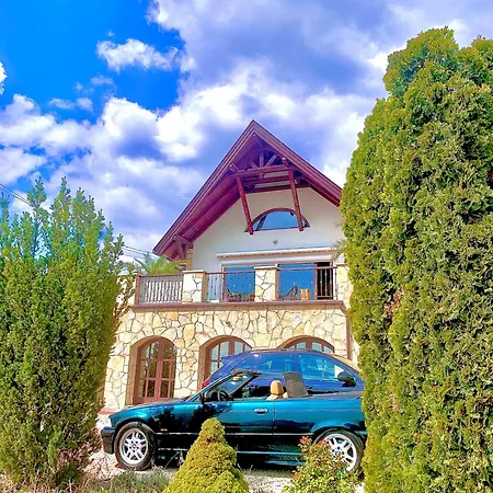 Keith Lakewood Villa