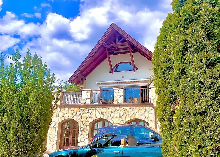 Keith Lakewood Villa