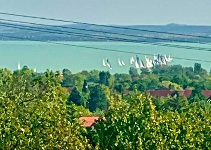 Villa Keith Lakewood